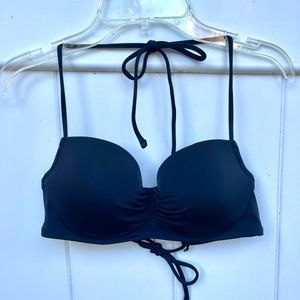 Shade & Shore black molded bikini top size 34B halter